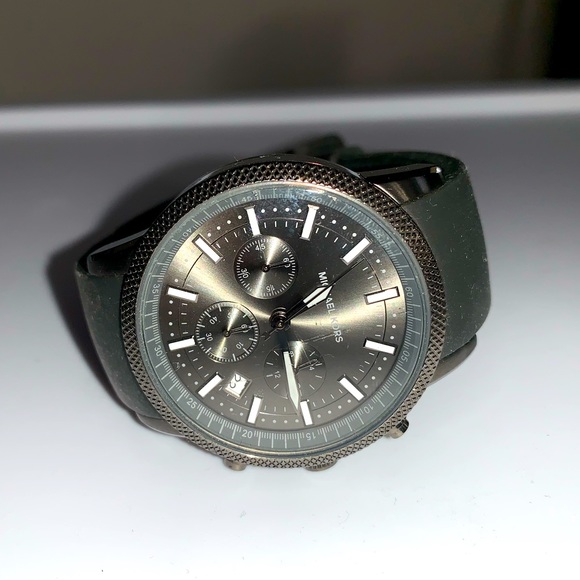 Michael Kors Other - MICHAEL KORS Grey Dial Men's Watch MK8241